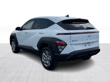 2024 Hyundai Kona - image 11