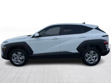 2024 Hyundai Kona - image 10