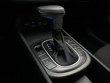2024 Hyundai Kona - image 24