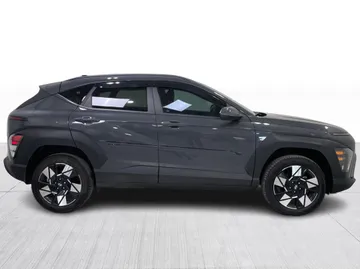 2024 Hyundai Kona - image 2