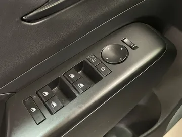 2024 Hyundai Kona - image 22