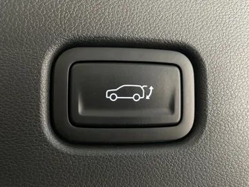 2025 Hyundai Kona Electric - image 22
