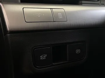 2025 Hyundai Kona Electric - image 36