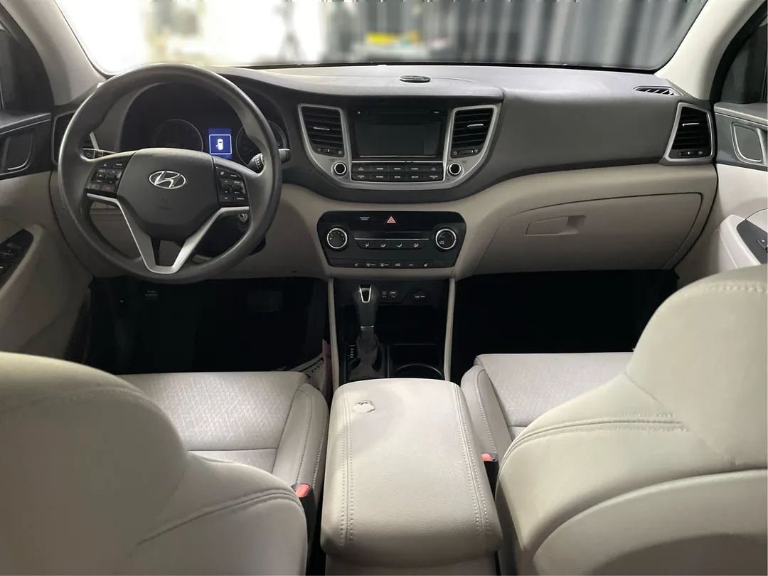 2016 Hyundai Tucson — photo 4