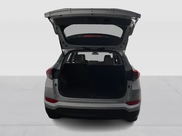 2016 Hyundai Tucson - image 11