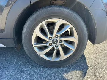 2018 Hyundai Tucson - image 7