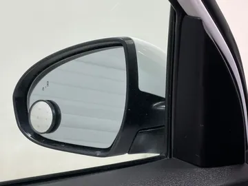 2016 Hyundai Tucson - image 16