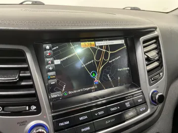 2017 Hyundai Tucson - image 32