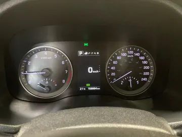 2017 Hyundai Tucson - image 18