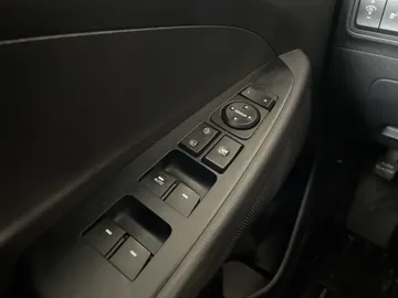 2021 Hyundai Tucson - image 24