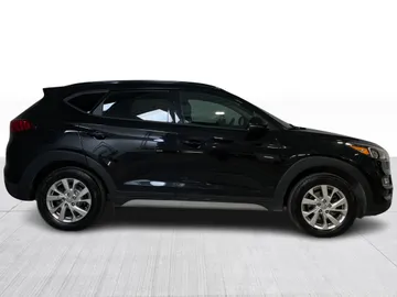 2021 Hyundai Tucson - image 9