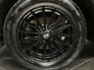 2017 Hyundai Tucson - image 6