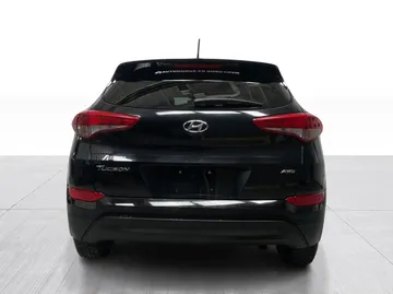2017 Hyundai Tucson - image 11
