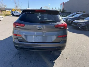 2020 Hyundai Tucson - image 6