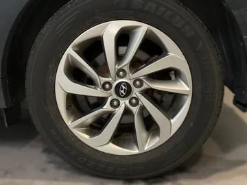 2016 Hyundai Tucson - image 7
