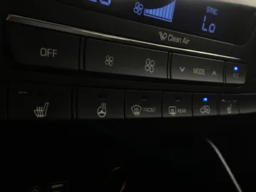 2016 Hyundai Tucson - image 28