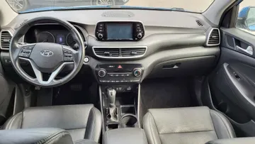 2021 Hyundai Tucson - image 9