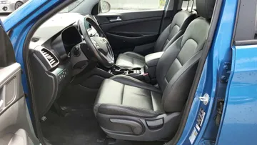 2021 Hyundai Tucson - image 8