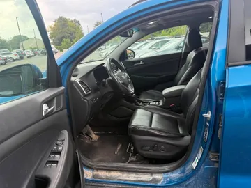 2021 Hyundai Tucson - image 7