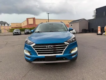 2021 Hyundai Tucson - image 2