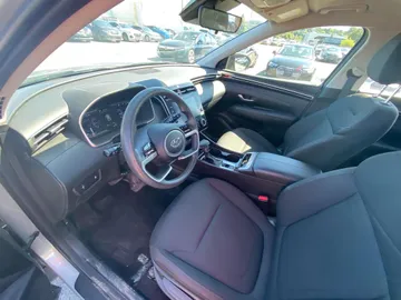 2023 Hyundai Tucson - image 8