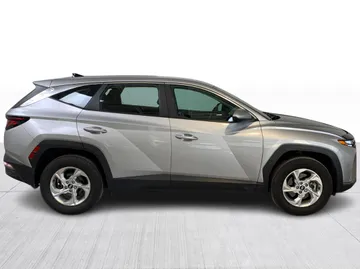 2023 Hyundai Tucson - image 2