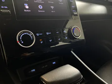 2023 Hyundai Tucson - image 18