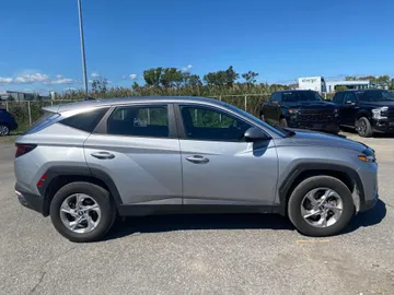 2023 Hyundai Tucson - image 6