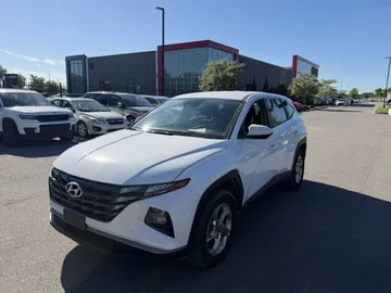 2023 Hyundai Tucson - image 3