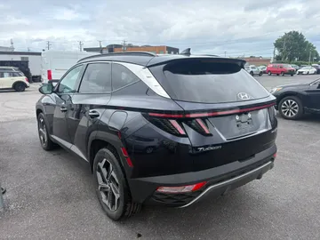 2022 Hyundai Tucson Hybrid - image 6