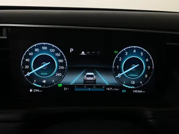 2022 Hyundai Tucson Hybrid - image 15