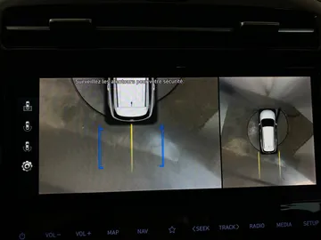 2022 Hyundai Tucson Hybrid - image 25