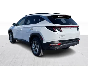 2023 Hyundai Tucson - image 12