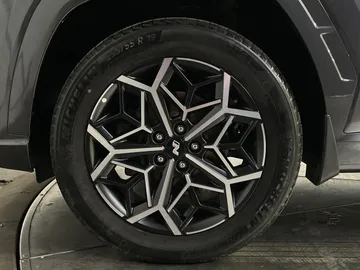 2023 Hyundai Tucson - image 7