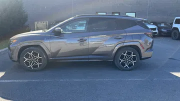 2024 Hyundai Tucson Hybrid - image 4