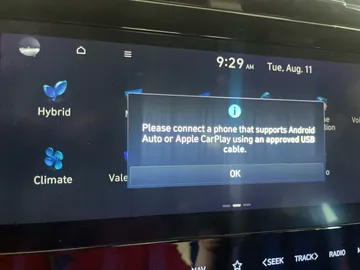 2024 Hyundai Tucson Hybrid - image 8