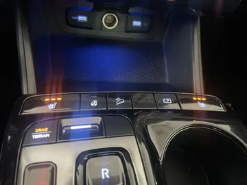 2024 Hyundai Tucson Hybrid - image 30