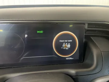 2024 Hyundai Tucson Hybrid - image 32