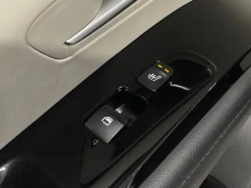 2024 Hyundai Tucson Hybrid - image 32