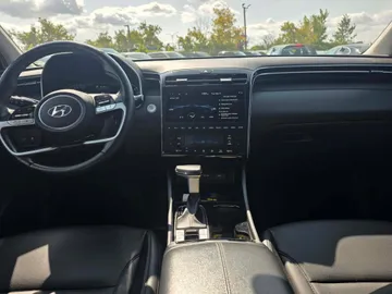 2024 Hyundai Tucson - image 9
