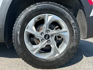 2024 Hyundai Tucson - image 7