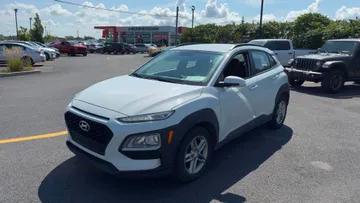 2020 Hyundai Kona - image 3