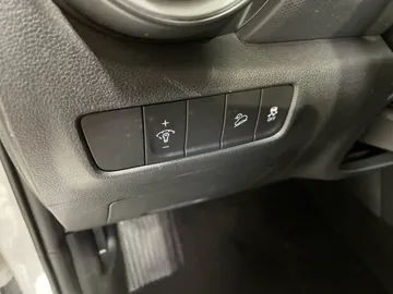 2022 Hyundai Kona - image 23
