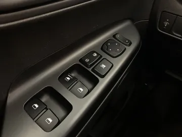 2018 Hyundai Kona - image 21
