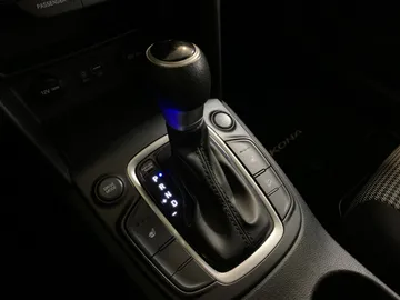 2018 Hyundai Kona - image 22