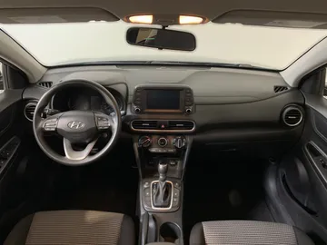 2018 Hyundai Kona - image 4