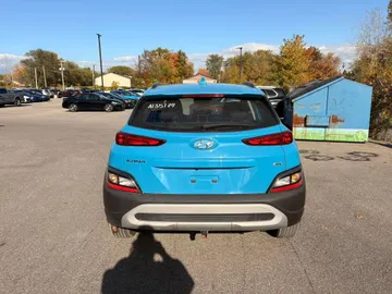 2022 Hyundai Kona - image 4