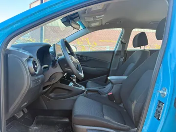 2022 Hyundai Kona - image 8