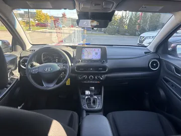 2022 Hyundai Kona - image 8