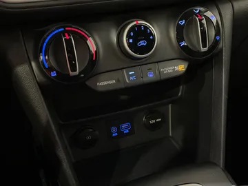 2019 Hyundai Kona - image 19